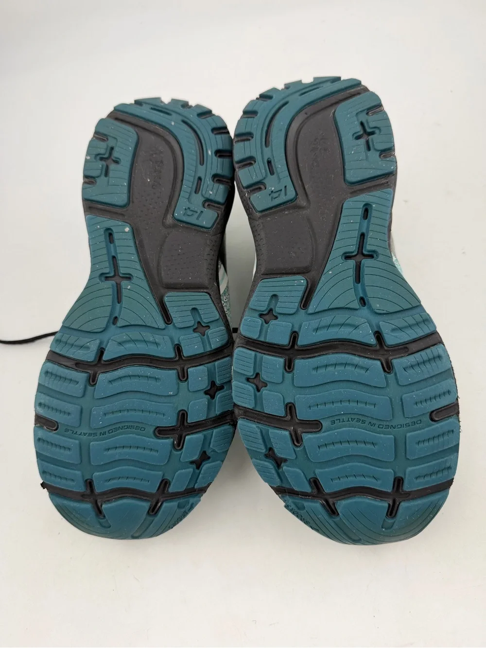 Brooks Women’s Ghost 14 - SZ 9- Green Black Athletic Running Shoes